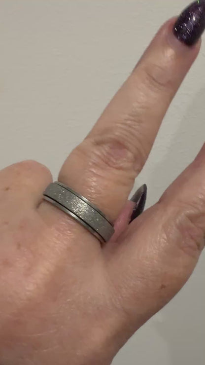 Black Spin Ring